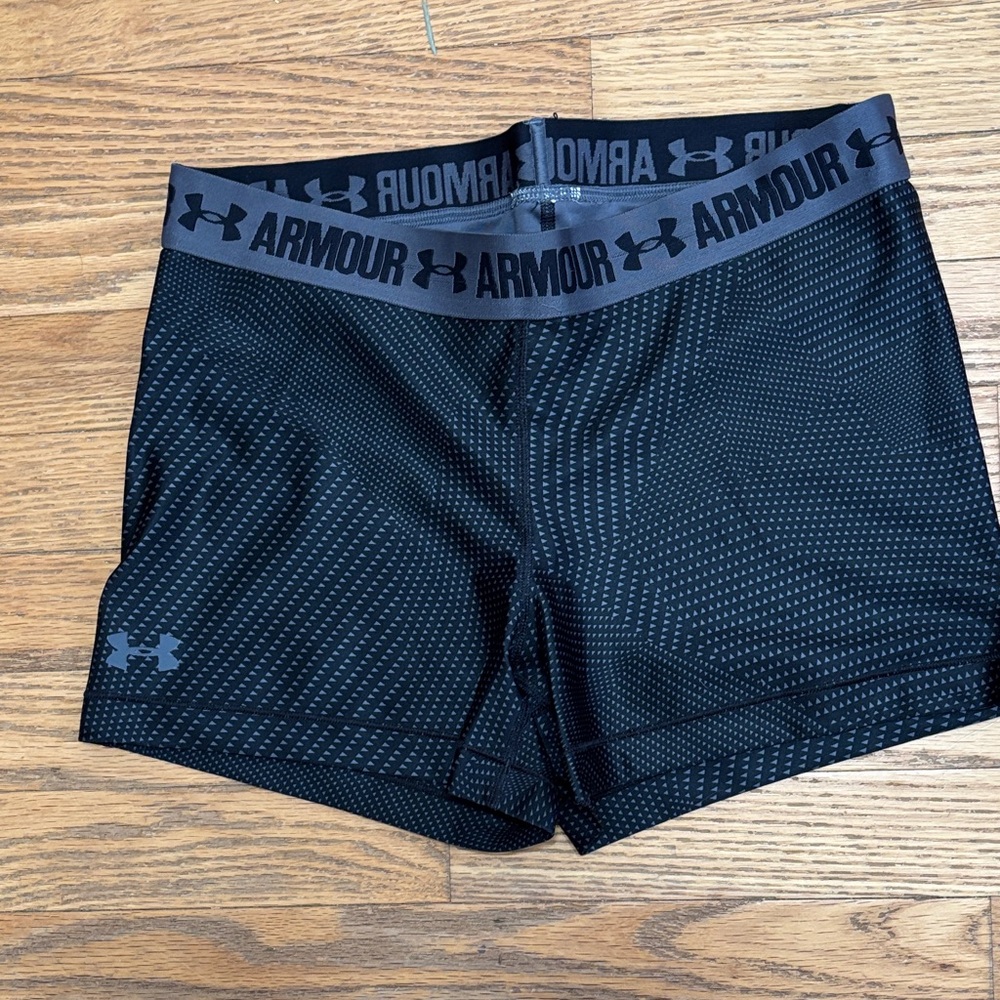 Under Armour Women's Black and Gray Athletic Shorts